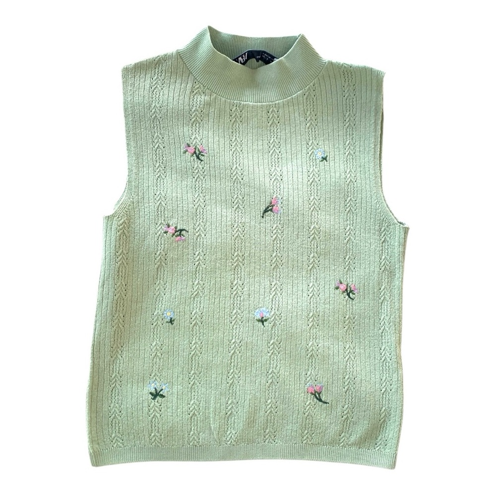 Floral embroidered knit cropped sleeveless sweater top, mint green- Small / XS
